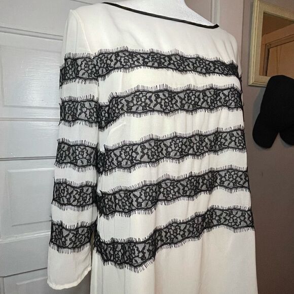 Tommy Hilfiger Black & White Dress w/ Lace Detail Size Large - Picture 1 of 11